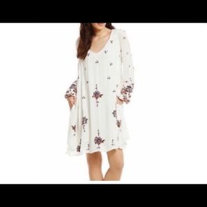 Free People Boho white long sleeve floral detail dress